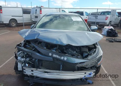 2022 Toyota Corolla Le z USA, uszkodzony, nr VIN JTDEPMAE4NJ207771